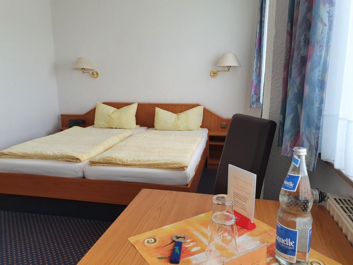 Hotel Pension Stoertebeker Biendorf Extérieur photo