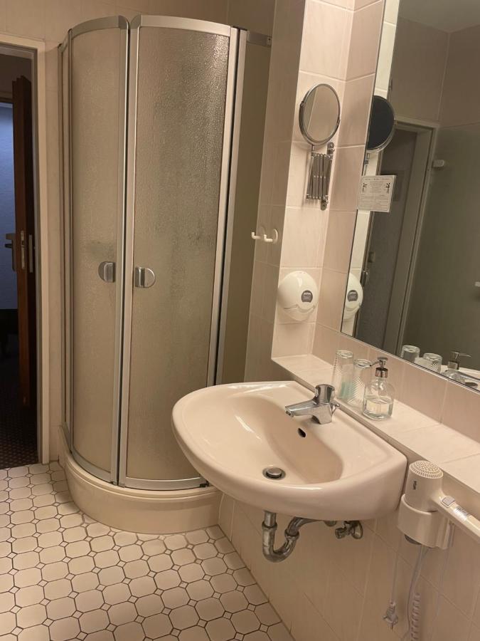 Hotel Pension Stoertebeker Biendorf Extérieur photo