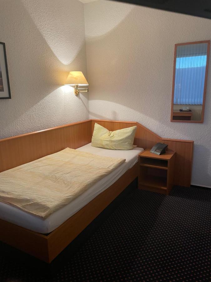 Hotel Pension Stoertebeker Biendorf Extérieur photo
