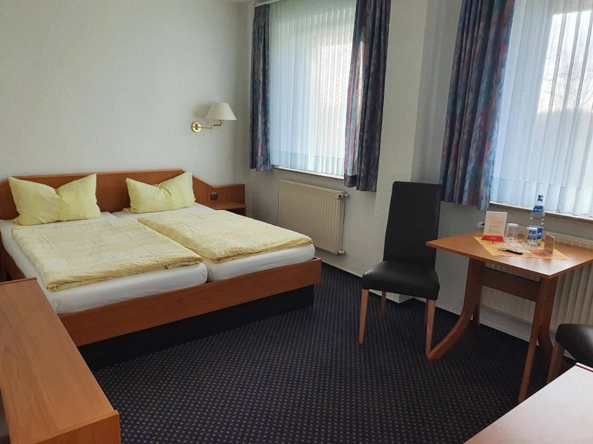 Hotel Pension Stoertebeker Biendorf Extérieur photo