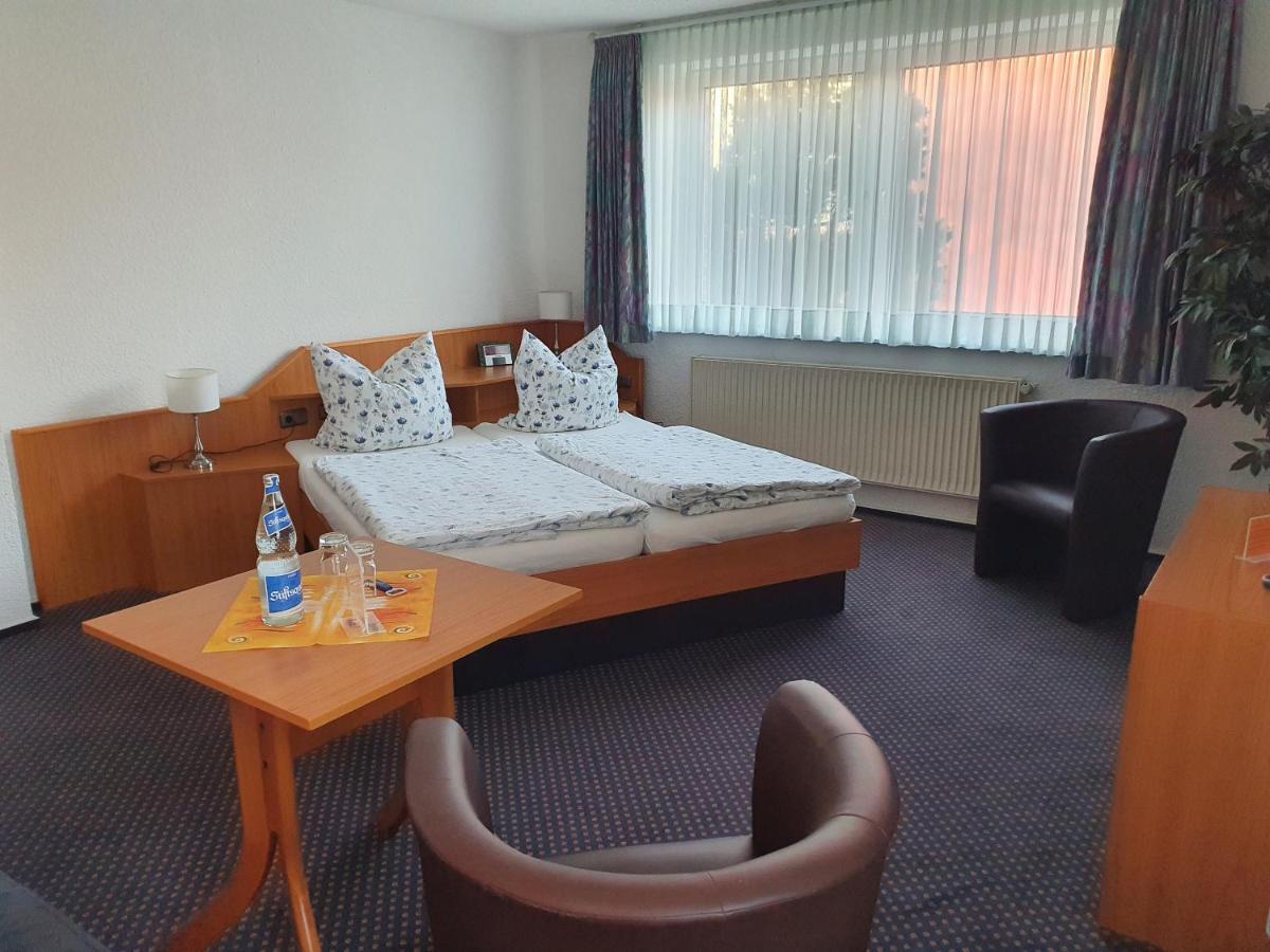 Hotel Pension Stoertebeker Biendorf Extérieur photo